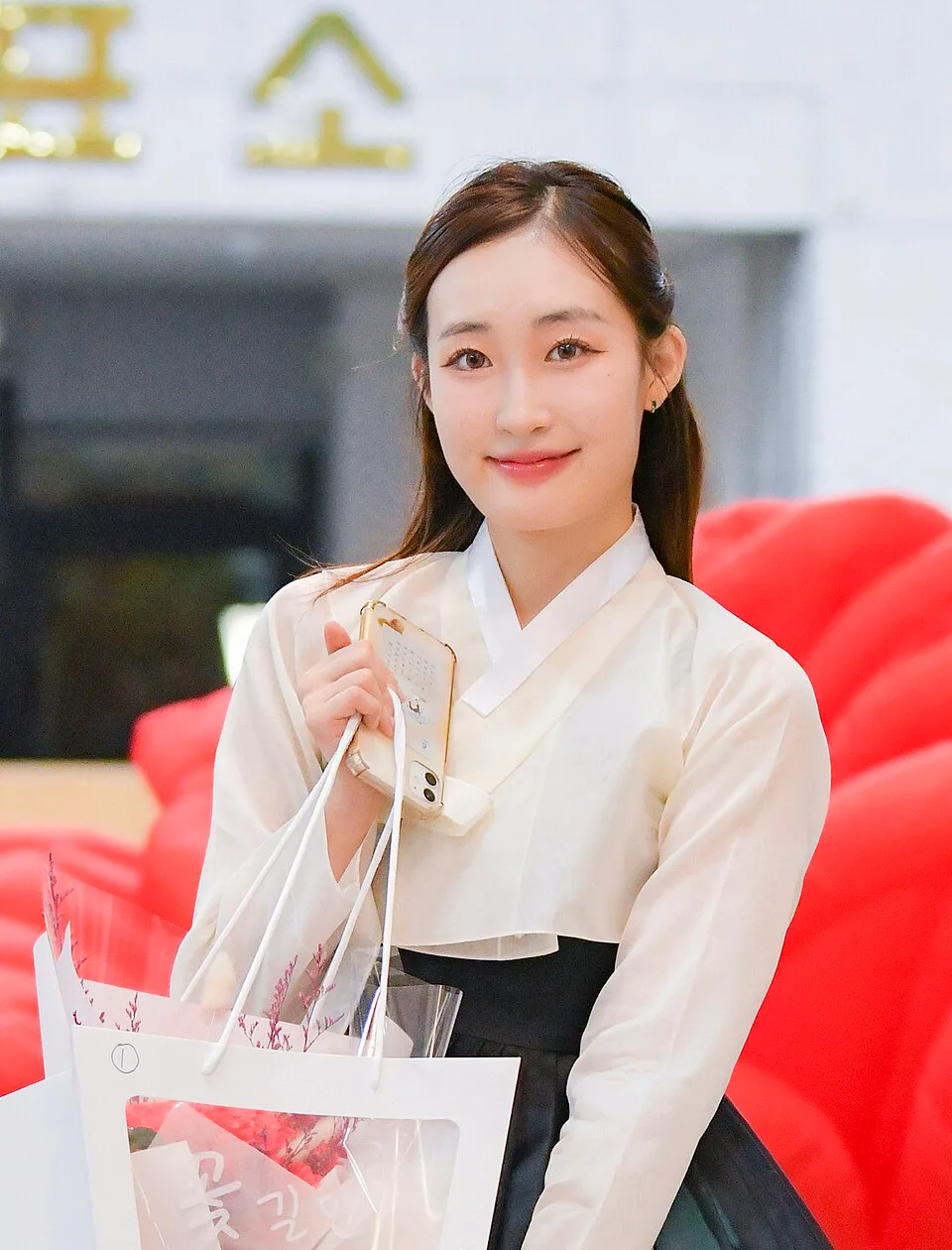 미스트롯4 김산하 프로필 총정리, 첫 디지털싱글 '안아주세요' 7월 25일 발매
